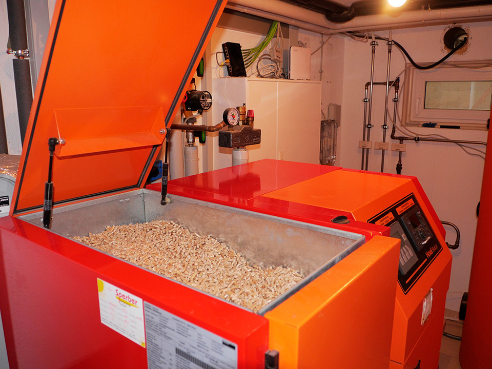 Palletheizung2 bei Elektro Ercan Kilinc in Grävenwiesbach